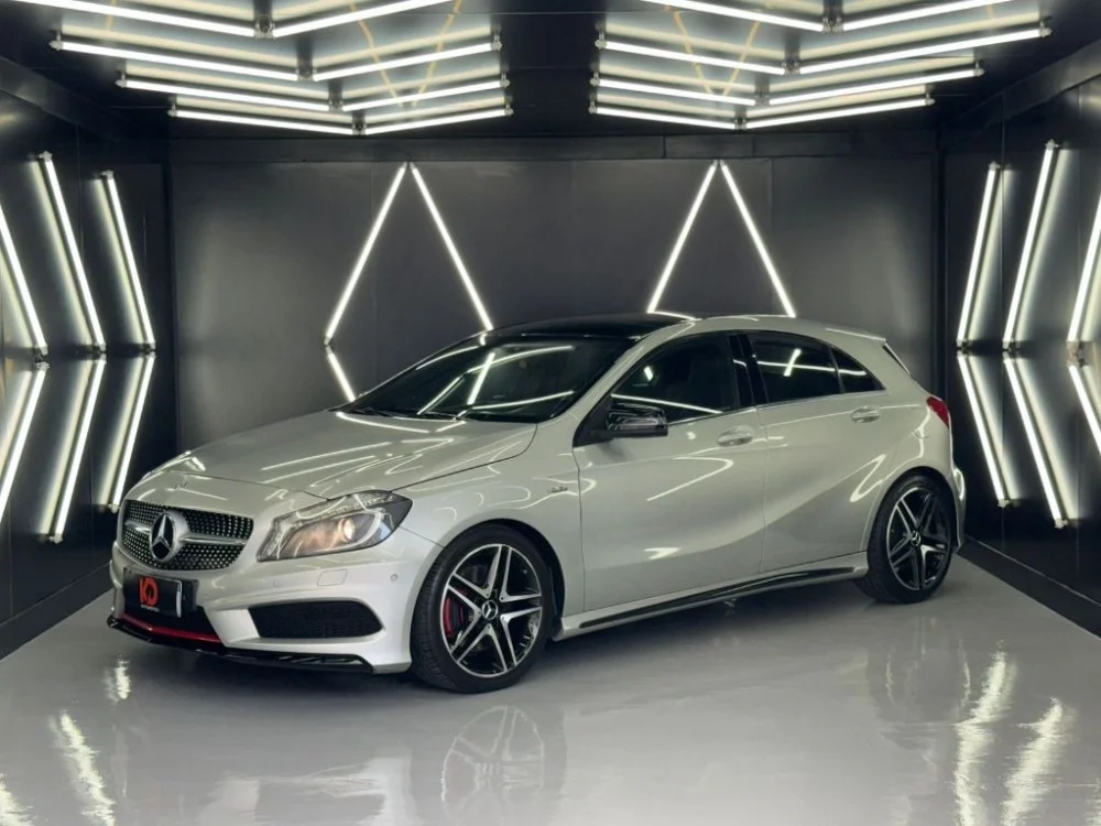 Mercedes-Benz A250 2.0 SPORT