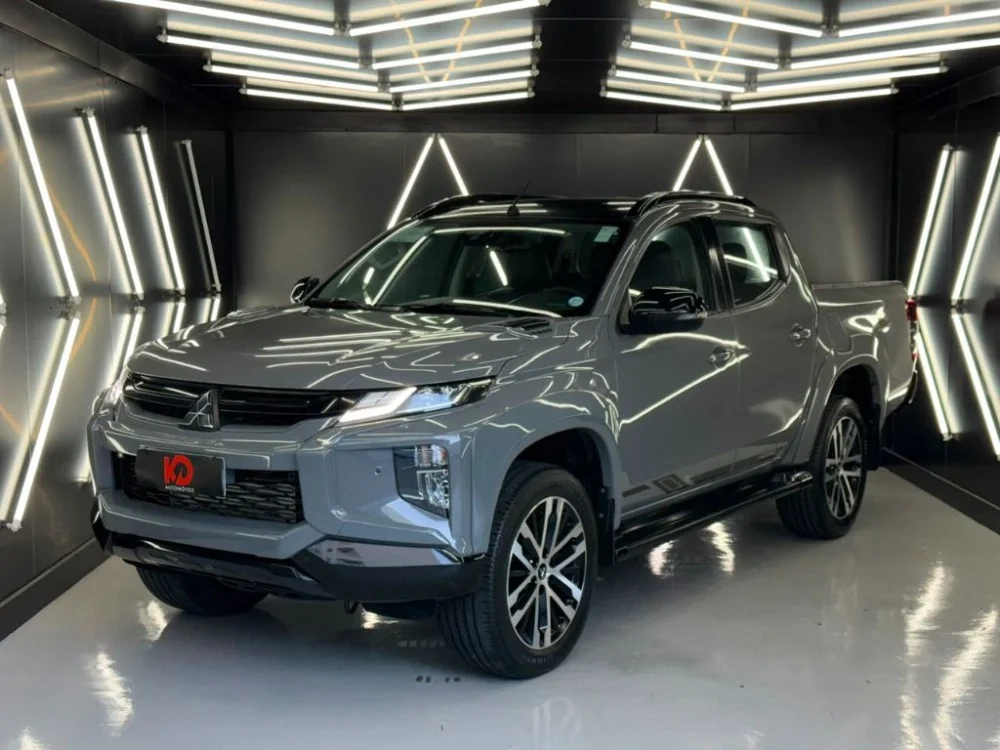 Mitsubishi L200 TRITON 2.4 HPE-S URBAN 4X4