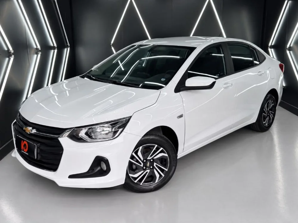 GM - Chevrolet ONIX PLUS 1.0 LT